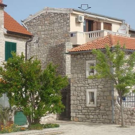 شقة Apartman Klarin - Old Stone House يزيرا المظهر الخارجي الصورة